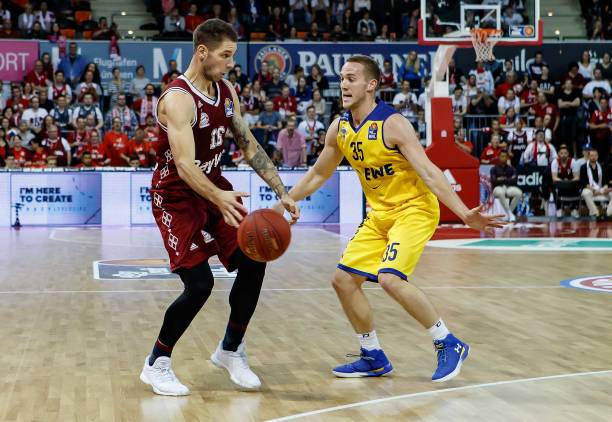 被警告及扣 被警告及扣