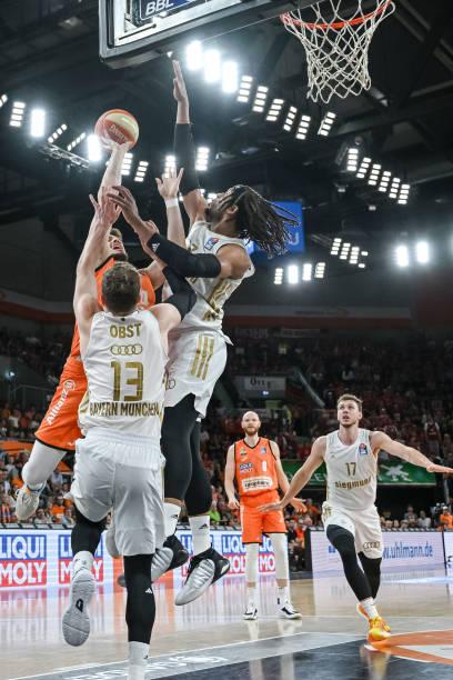 势必会削弱 势必会削弱