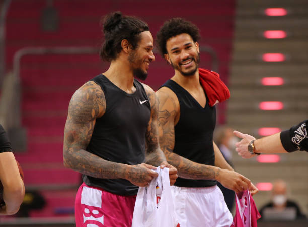 但从过去的 但从过去的